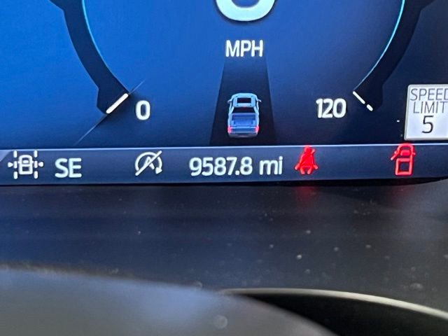 Used 2025 Ford F150 Lariat image 26