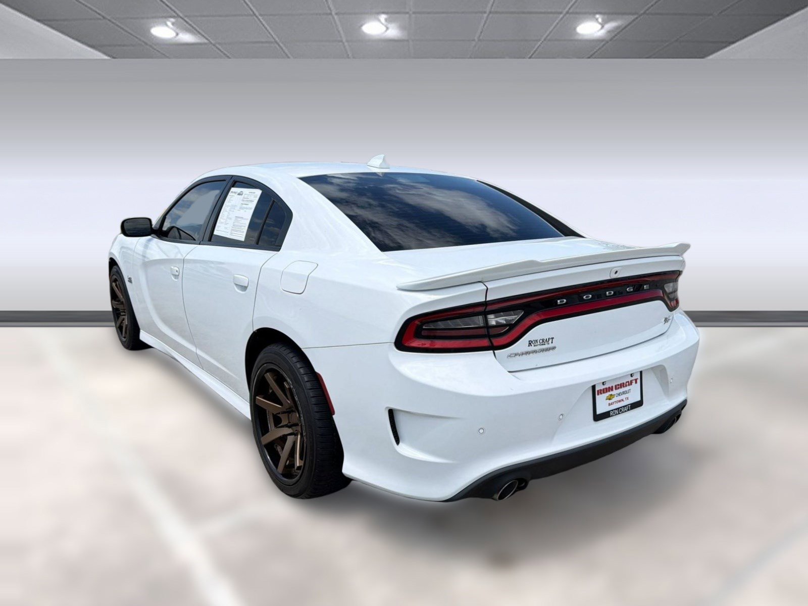 Used 2019 Dodge Charger R/T RWD image 3