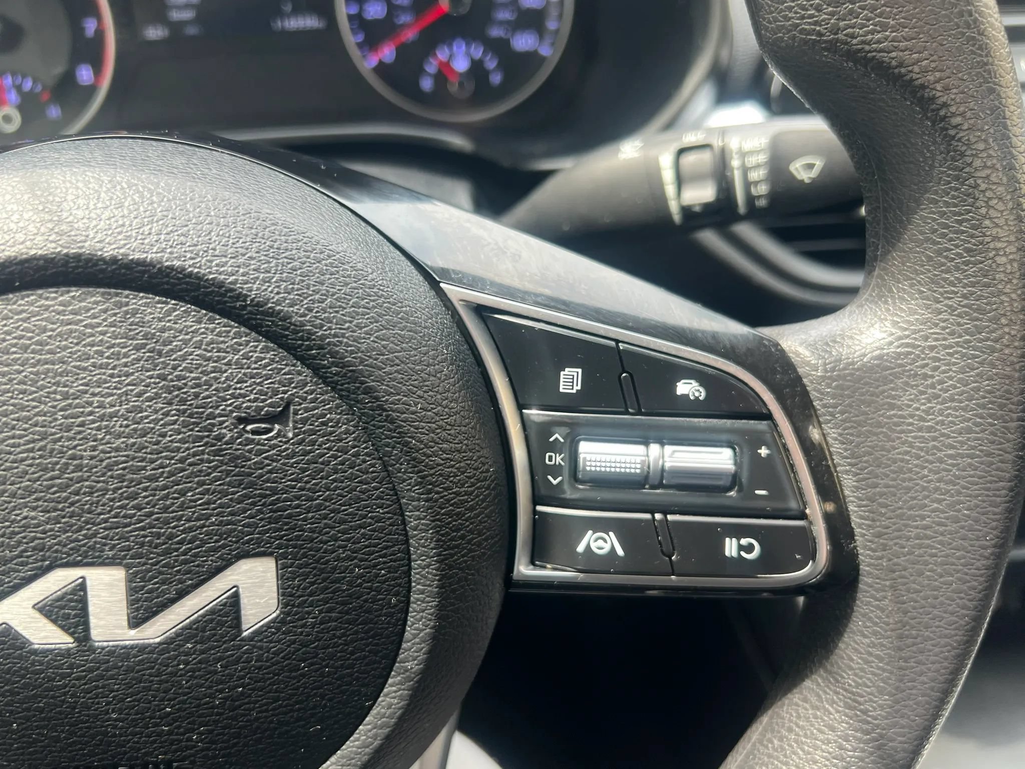 Used 2022 Kia Forte LXS FWD image 20