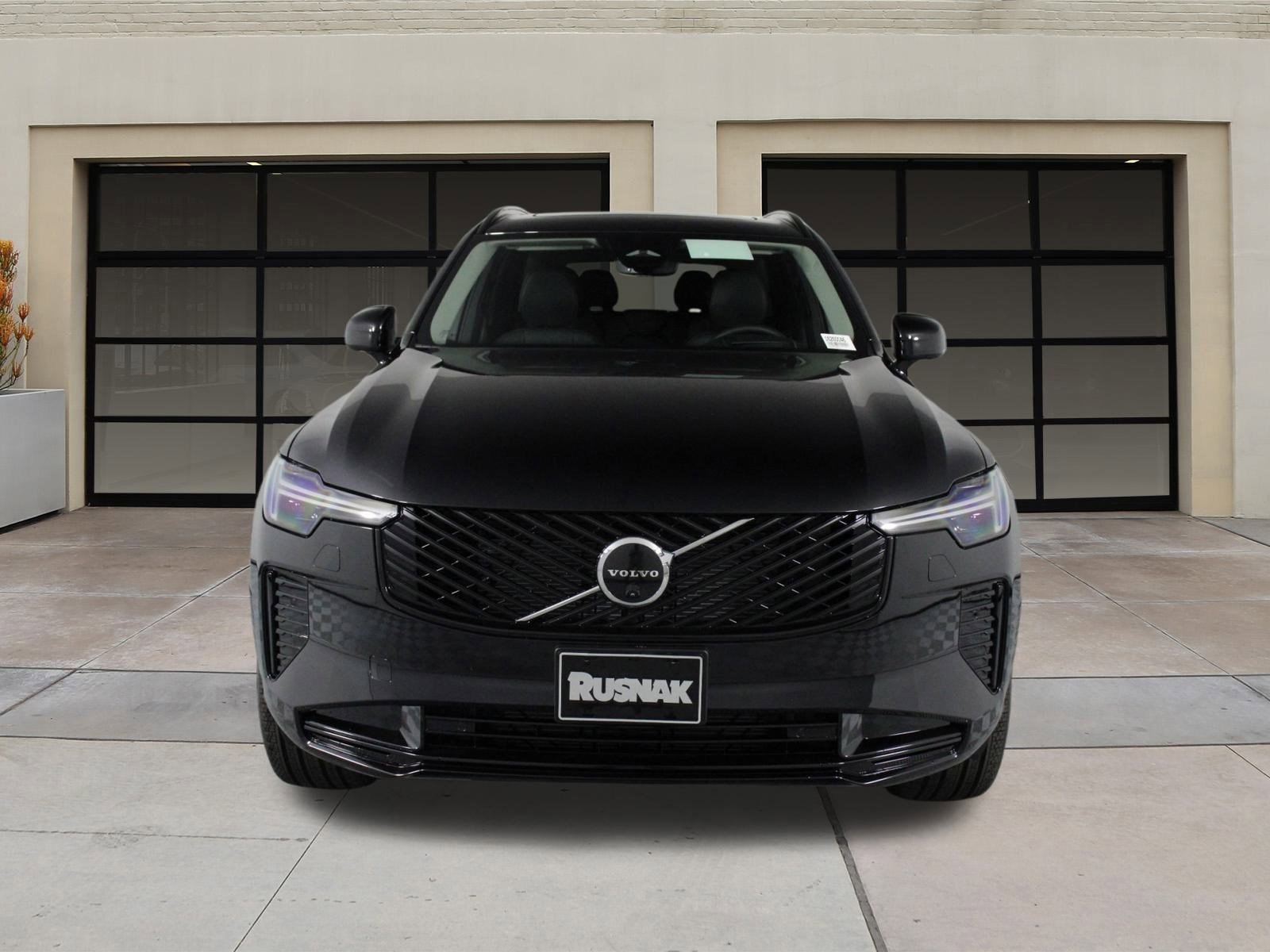 New 2026 Volvo XC90 B6 Ultra image 2