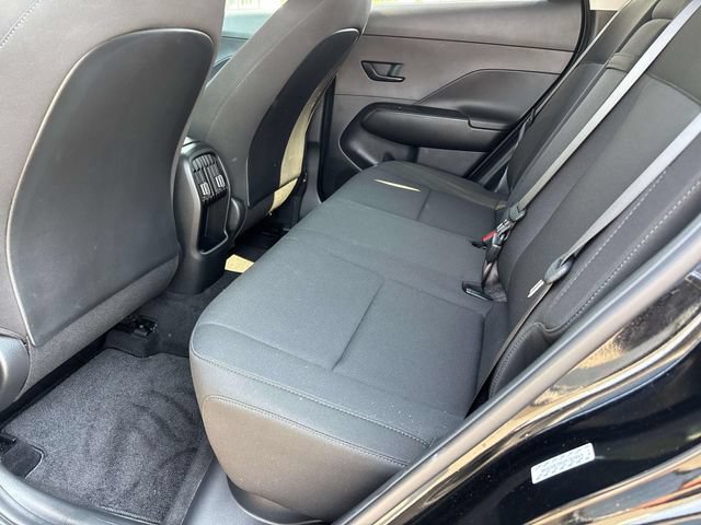 Certified 2024 Hyundai Kona SEL AWD/4WD image 11