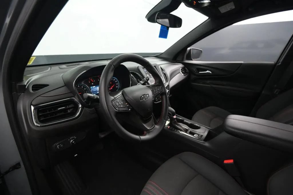 Used 2023 Chevrolet Equinox RS AWD/4WD image 38
