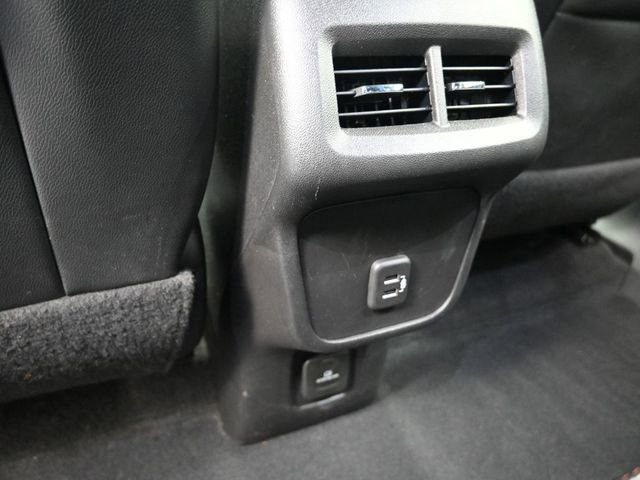 Used 2023 Chevrolet Equinox RS w/ RS Leather Package FWD image 31