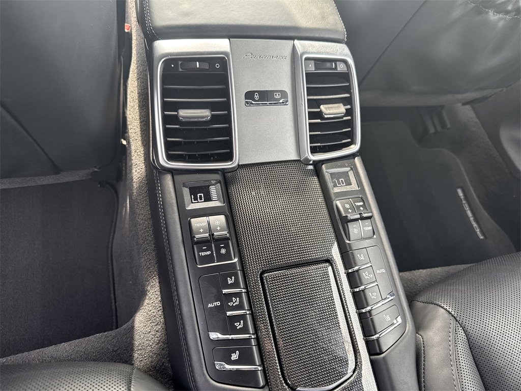Used 2016 Porsche Panamera GTS image 23