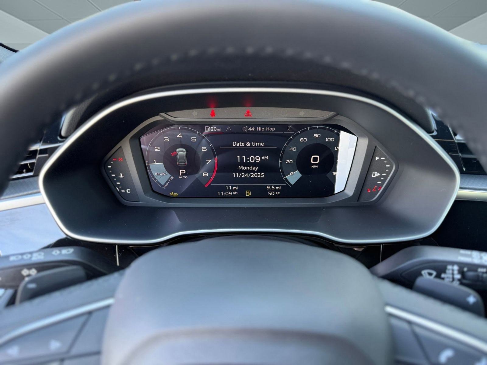 New 2025 Audi Q3 2.0T Premium image 18