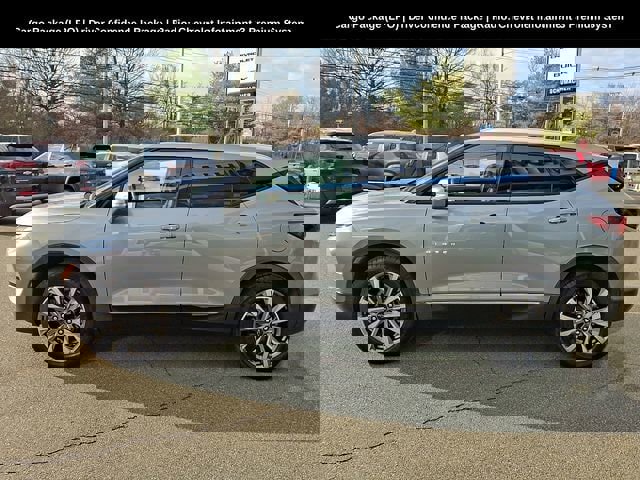 Used 2023 Chevrolet Blazer Premier w/ Driver Confidence II Package image 5