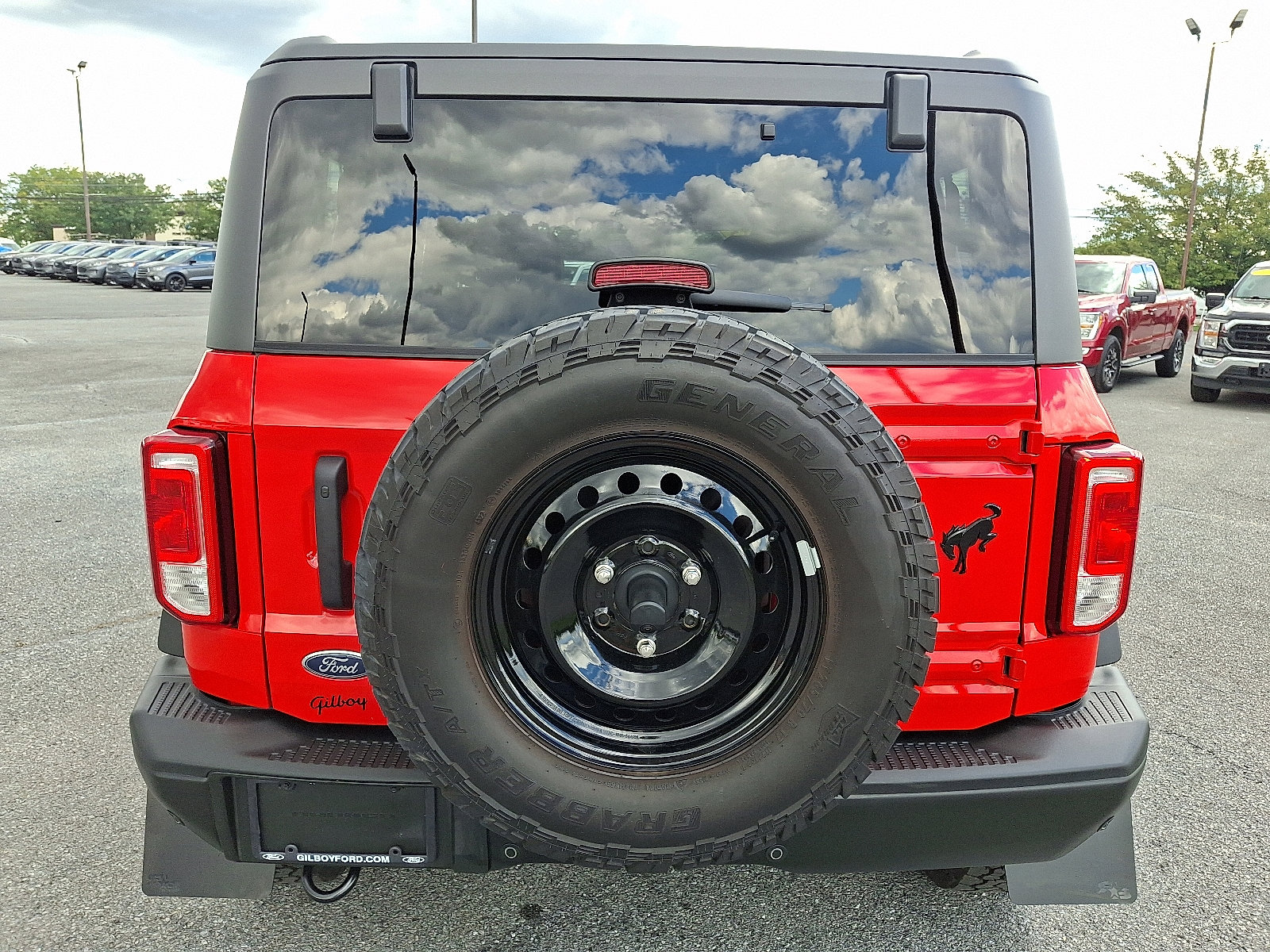 Used 2023 Ford Bronco Black Diamond image 6
