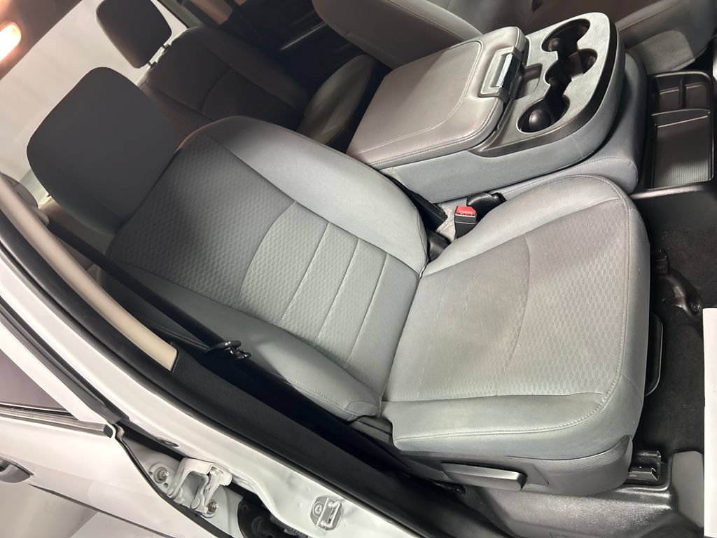 Used 2018 RAM 1500 Express w/ Express Value Package AWD/4WD image 22