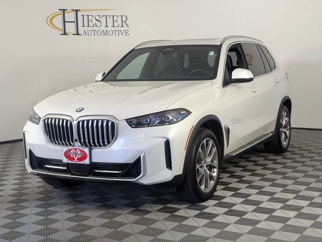 Used 2024 BMW X5 xDrive40i AWD/4WD image 4