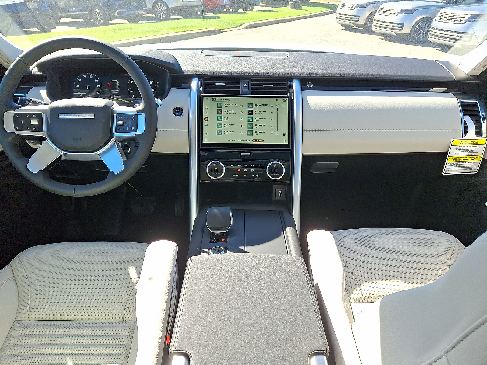 New 2026 Land Rover Discovery S image 13