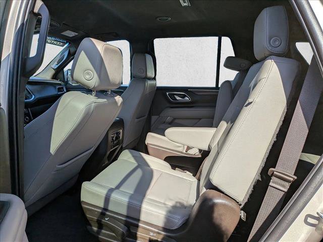 Used 2022 Chevrolet Tahoe Z71 w/ Luxury Package AWD/4WD image 25