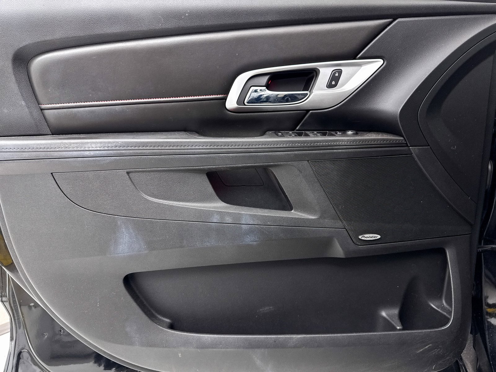 Used 2017 GMC Terrain SLT w/ Open Road Package image 29