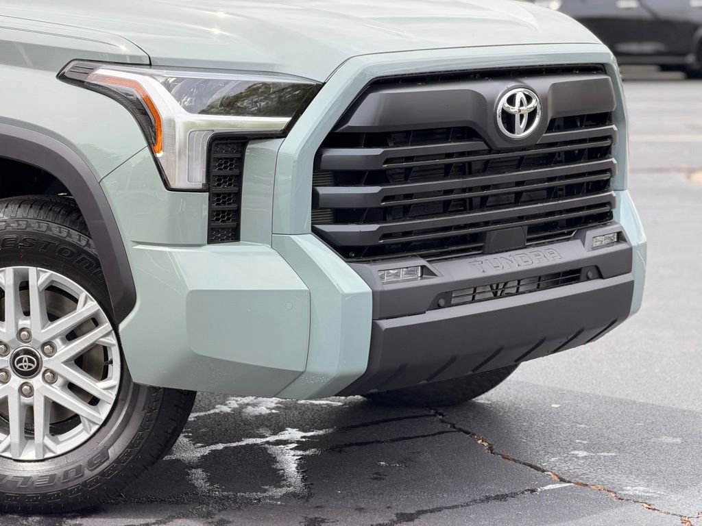 New 2026 Toyota Tundra SR5 AWD/4WD image 4