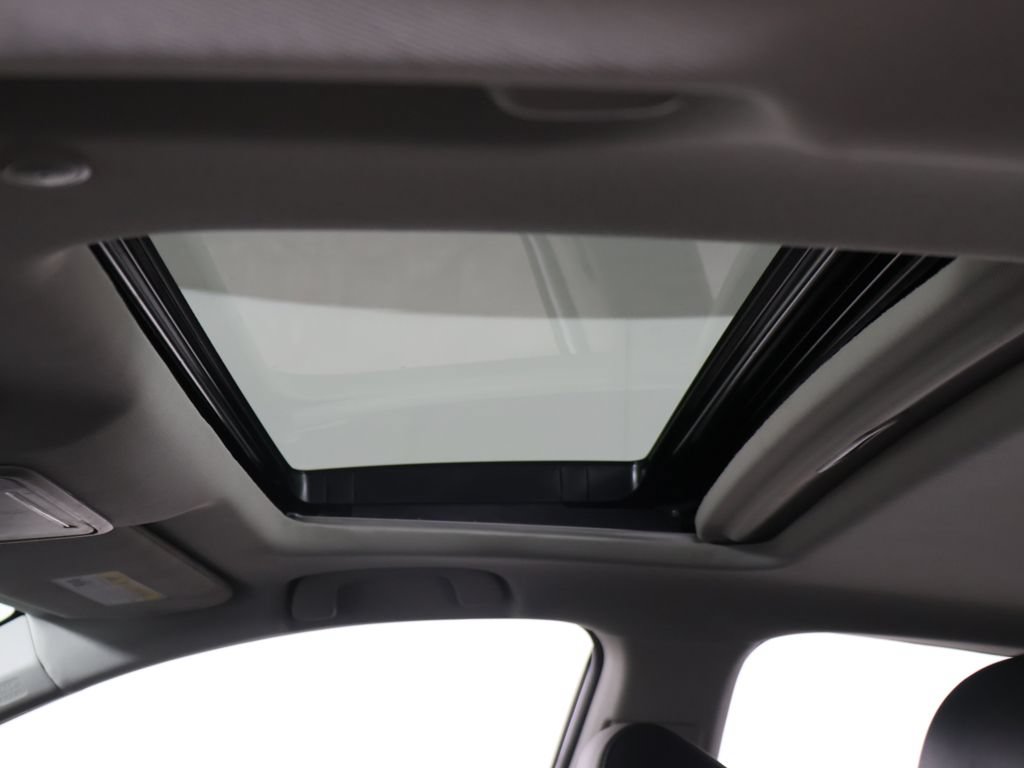 Used 2025 Honda Accord EX-L image 16