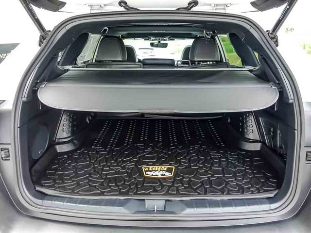 Used 2024 Subaru Outback Wilderness AWD/4WD image 8