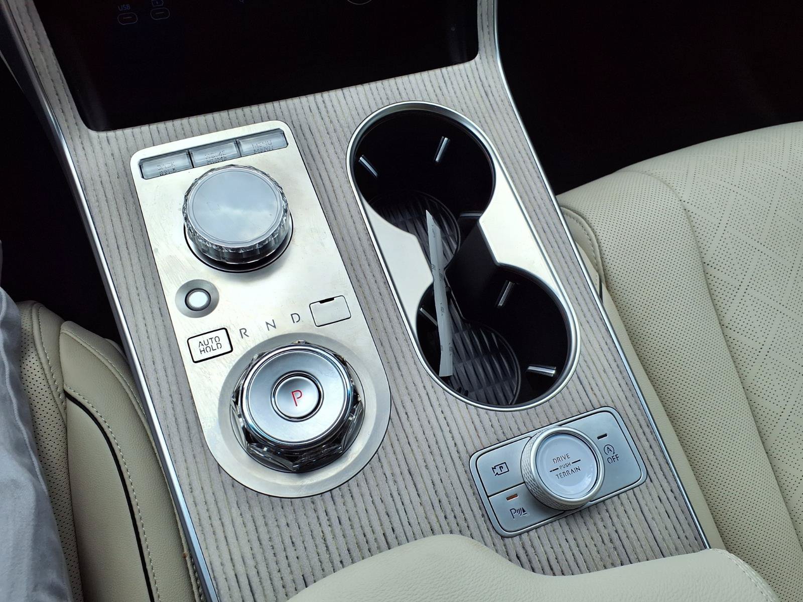 Certified 2026 Genesis GV80 2.5T Advanced AWD/4WD image 25