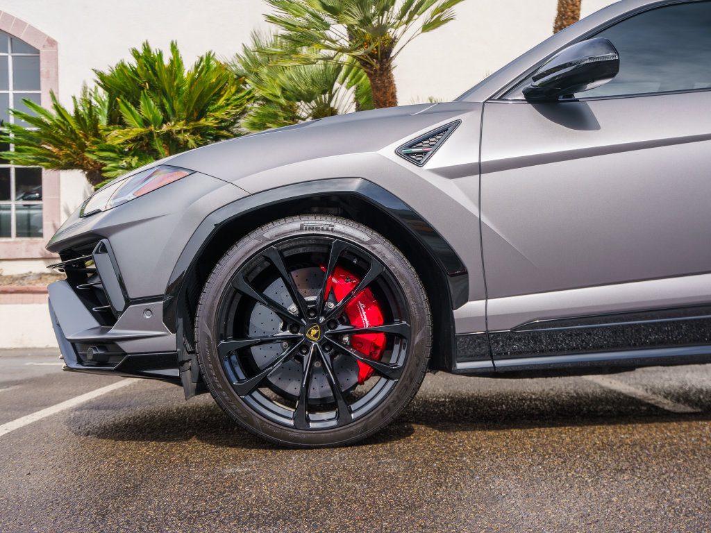 Used 2023 Lamborghini Urus S AWD/4WD image 9