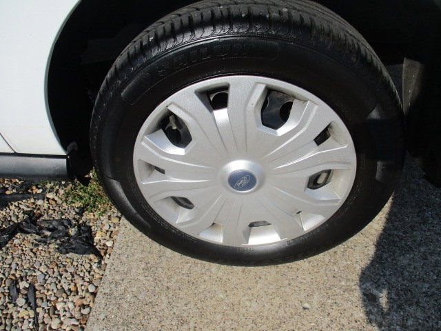 Used 2020 Ford Transit Connect XL image 26