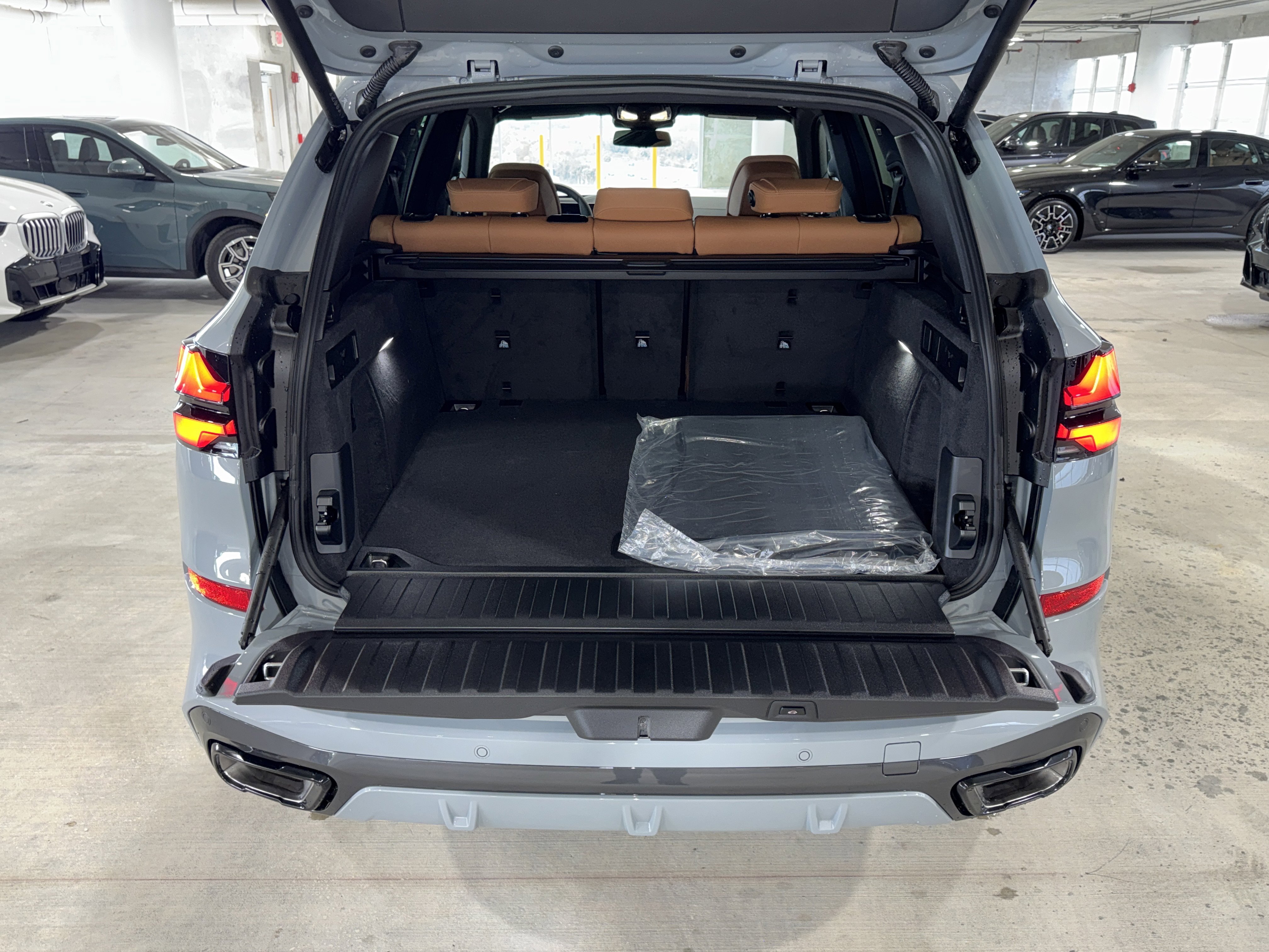 New 2026 BMW X5 sDrive40i w/ M Sport Package image 12