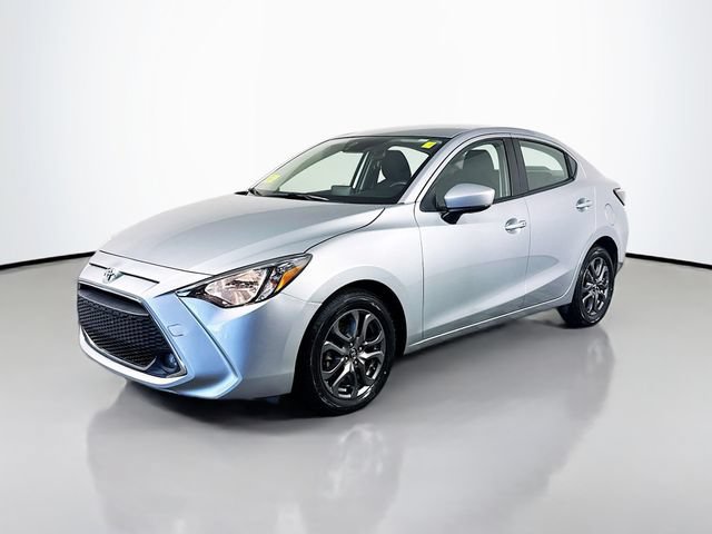 Used 2019 Toyota Yaris LE FWD image 2