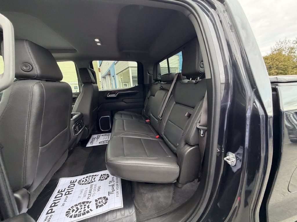Used 2023 Chevrolet Silverado 1500 LTZ AWD/4WD image 10