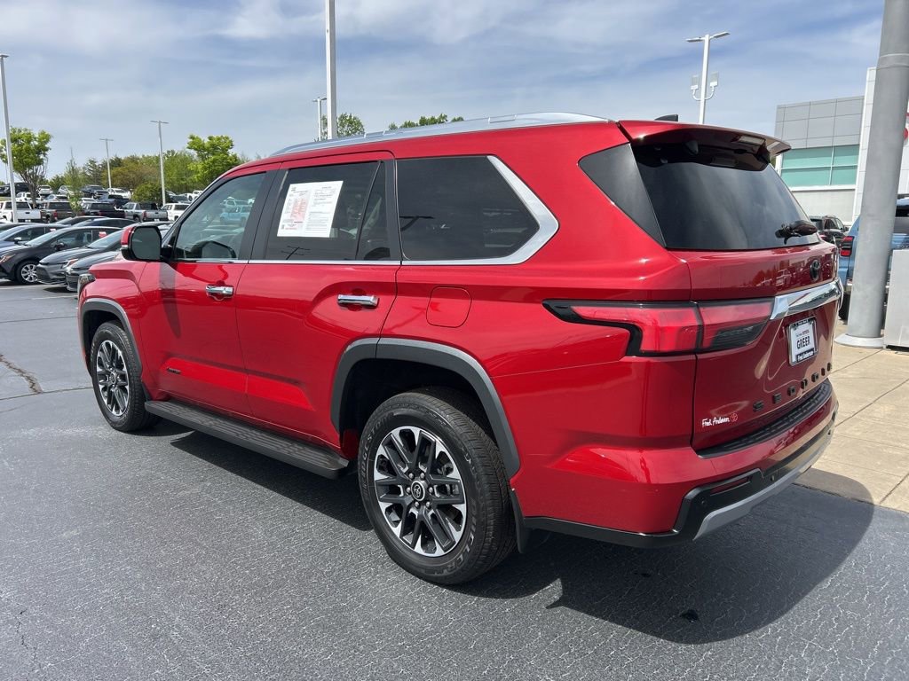 Used 2024 Toyota Sequoia Limited image 19