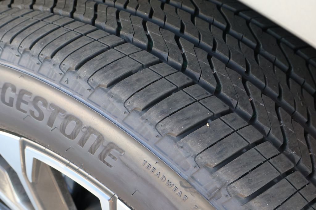 New 2026 Chevrolet Tahoe High Country w/ Sun And Tow Package image 12