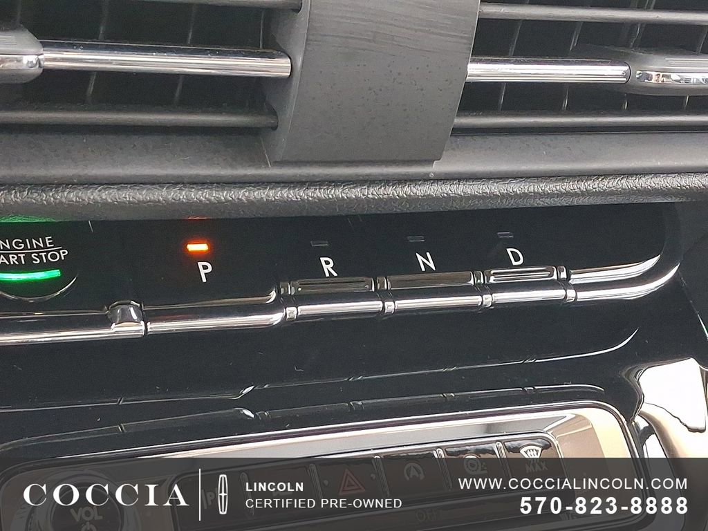 Used 2024 Lincoln Corsair Reserve w/ Equipment Group 201A image 15