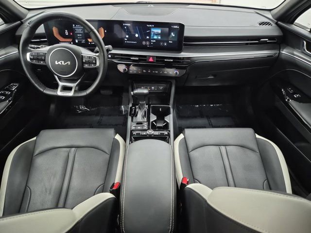 Used 2025 Kia K5 GT-Line image 11