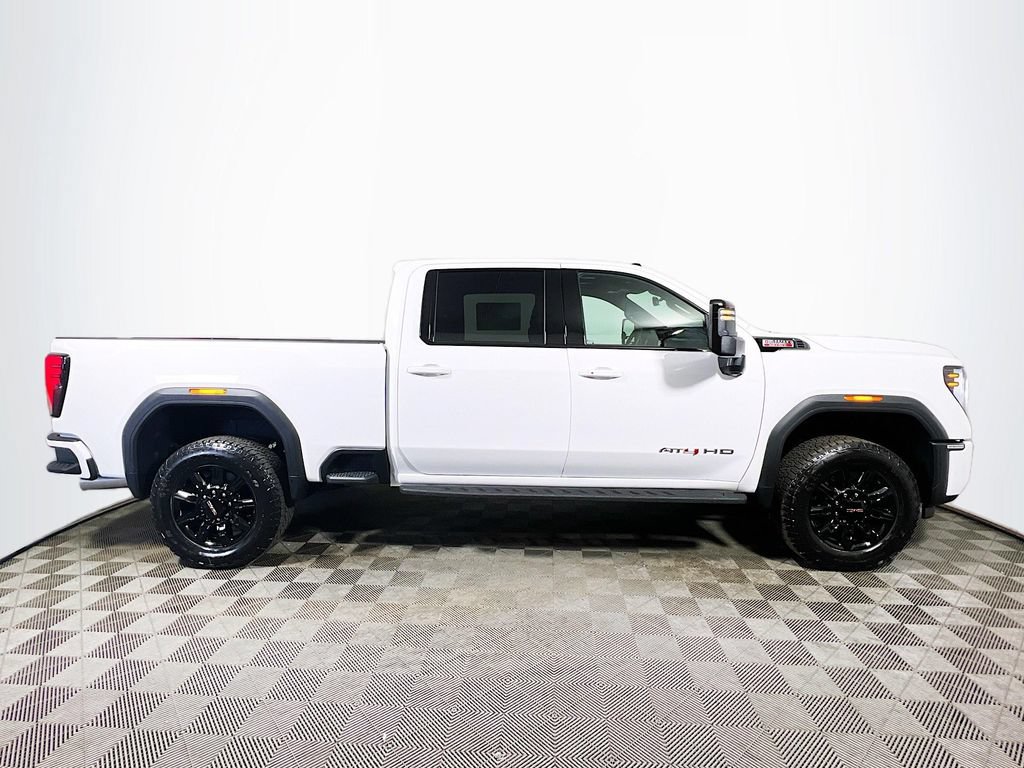 New 2026 GMC Sierra 3500 AT4 w/ AT4 Premium Plus Package AWD/4WD image 8