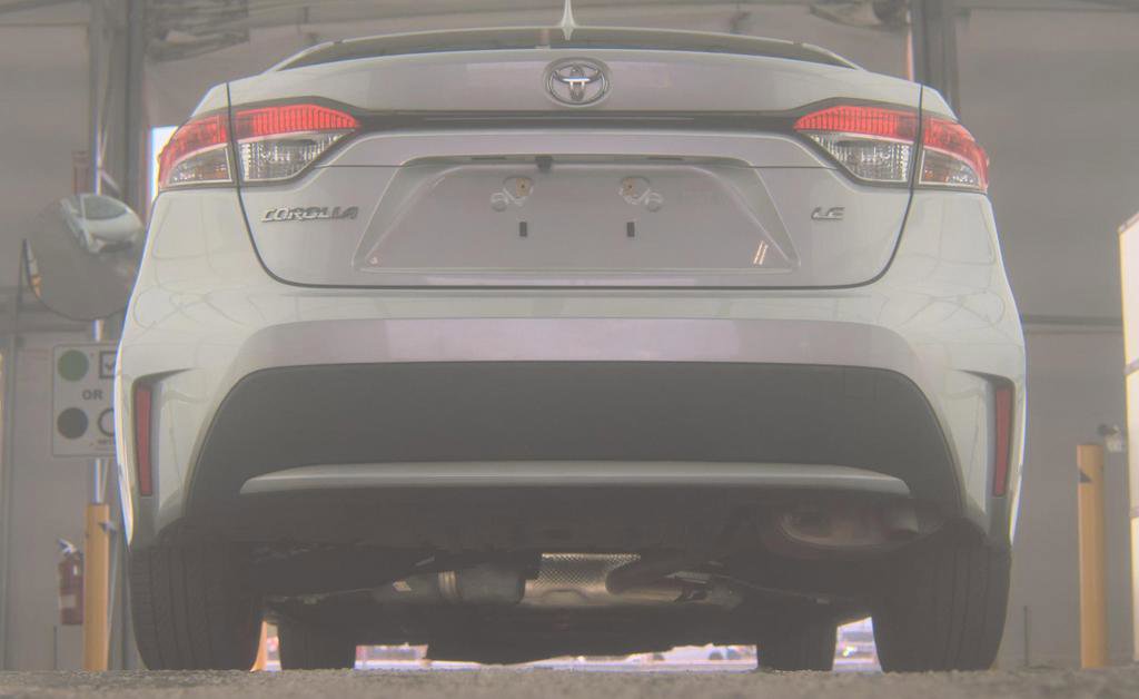Used 2021 Toyota Corolla LE FWD image 7