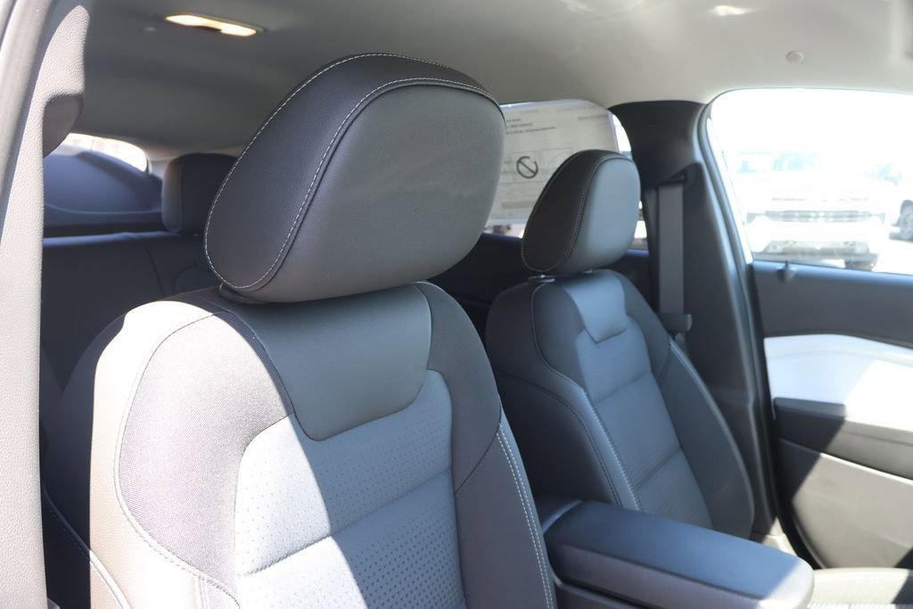 New 2026 Chevrolet Trax LT w/ Driver Confidence Package FWD image 42