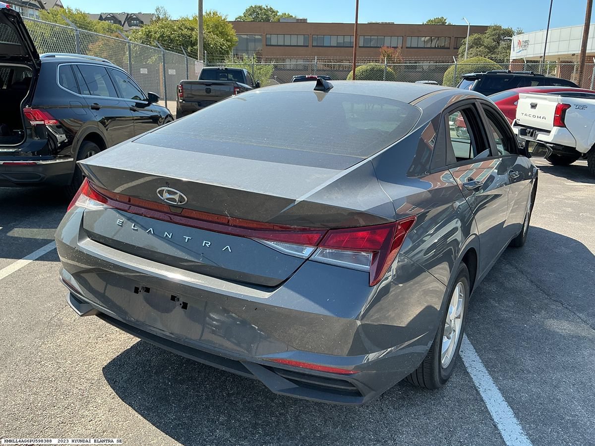 Used 2023 Hyundai Elantra SE FWD image 5