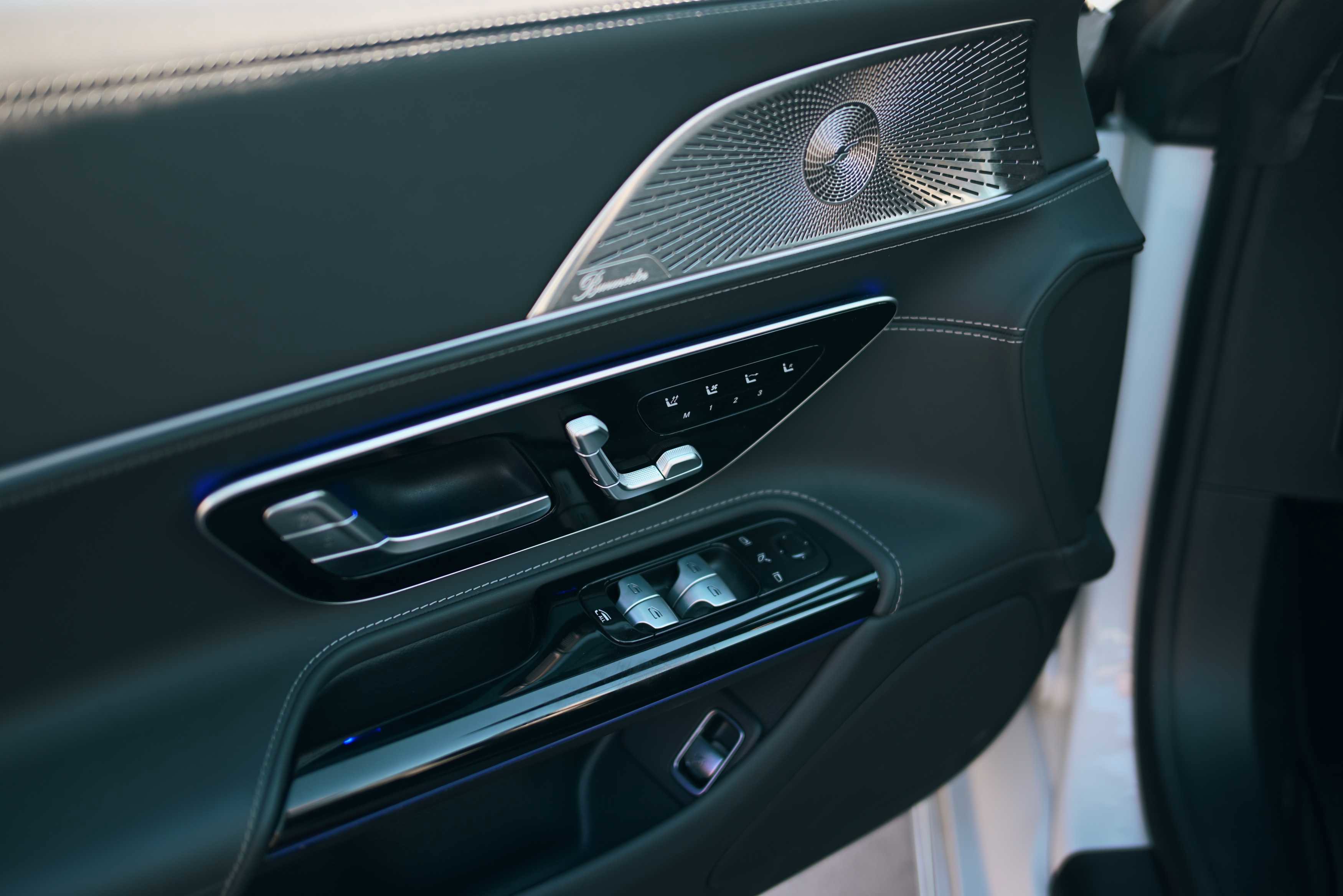 Used 2024 Mercedes-Benz SL 55 AMG 4MATIC image 16