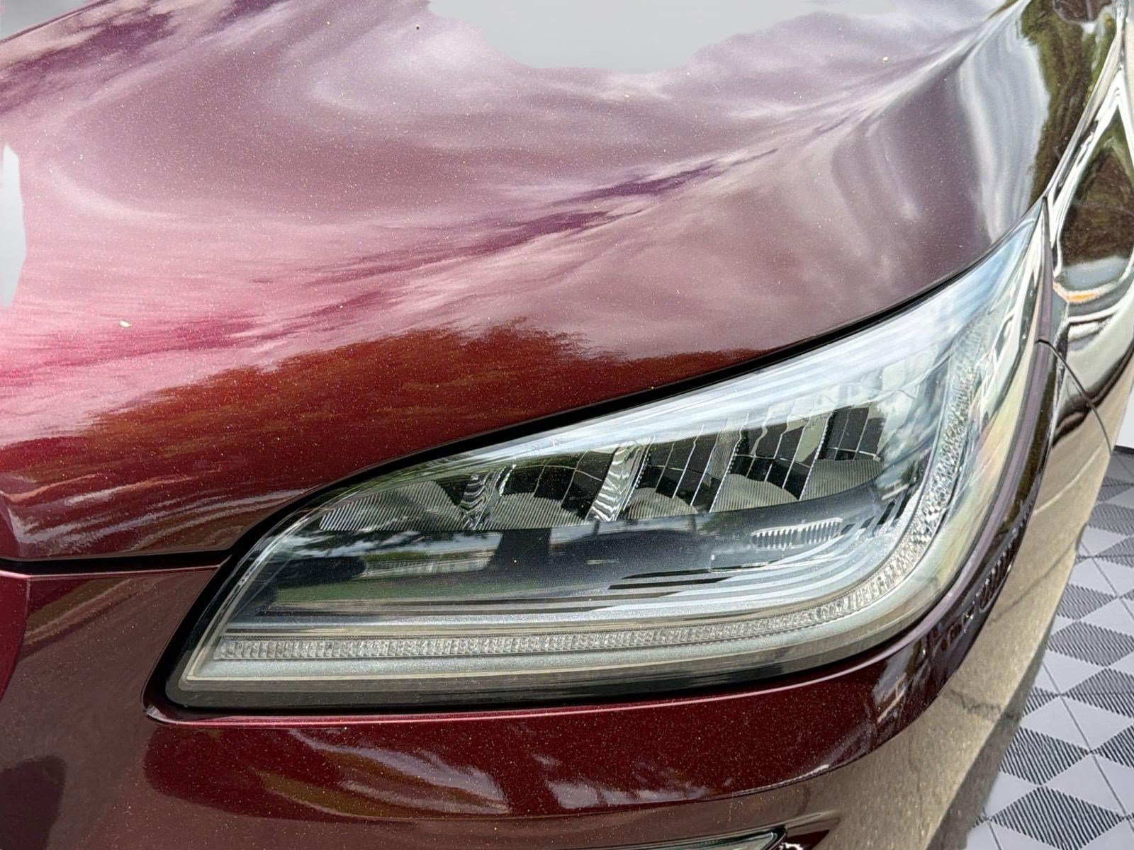 Used 2021 Lincoln Corsair AWD image 11