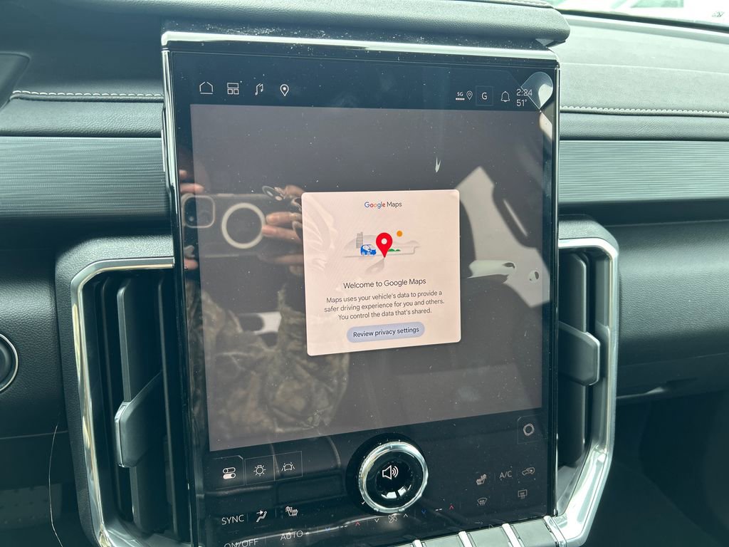 New 2026 GMC Acadia Elevation image 29