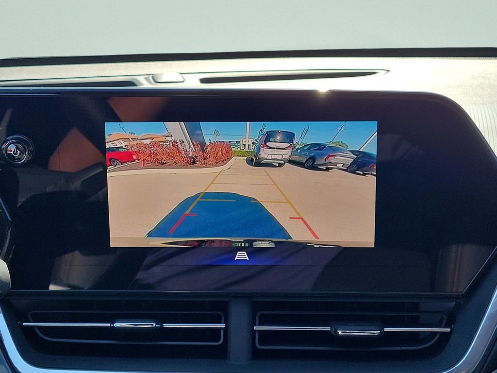 Used 2024 Chevrolet Trax RS w/ Driver Confidence Package image 25