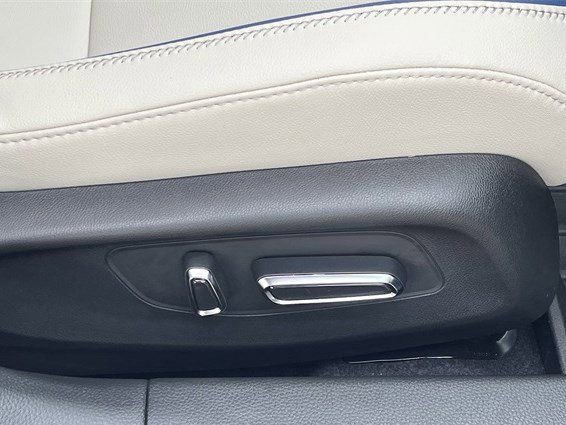 Used 2026 Acura Integra A-Spec image 30