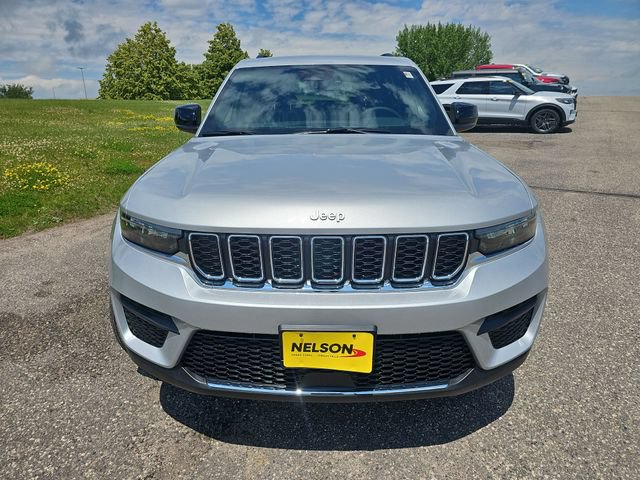 New 2026 Jeep Grand Cherokee Laredo X AWD/4WD image 8