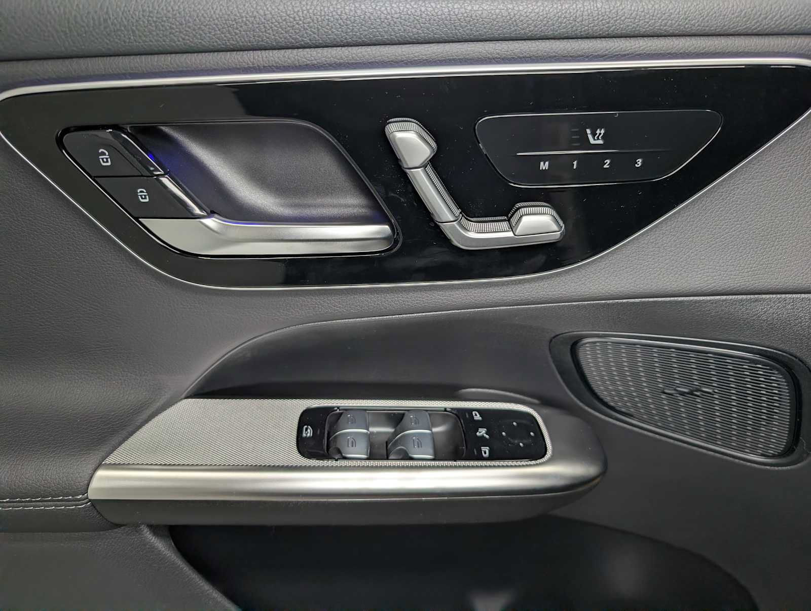 New 2026 Mercedes-Benz GLC 300 4MATIC image 30