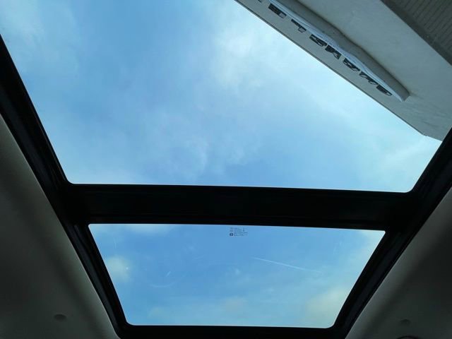 Used 2019 Cadillac XT5 Premium Luxury image 4