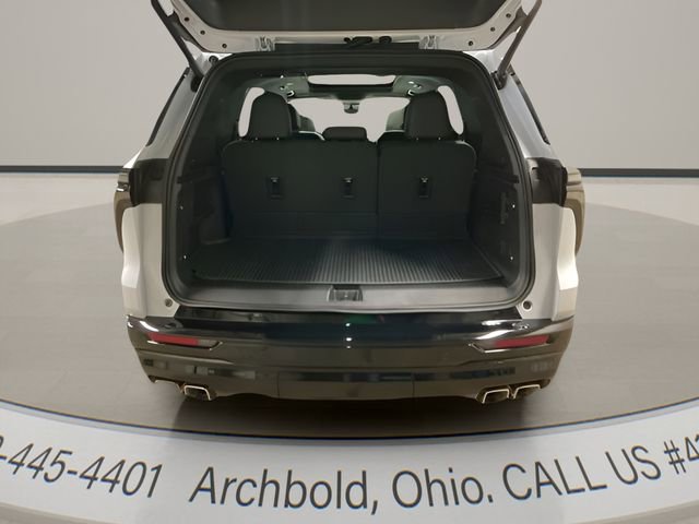 New 2026 Chevrolet Traverse High Country image 8