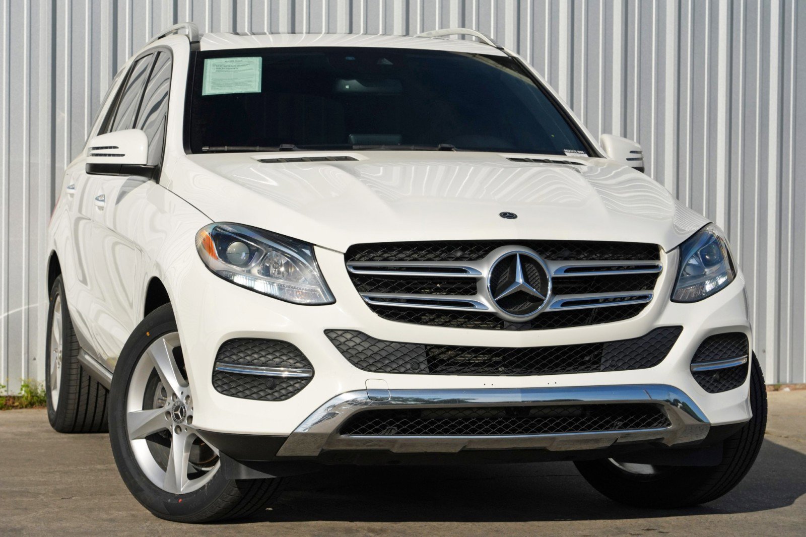 Used 2017 Mercedes-Benz GLE 350 image 2