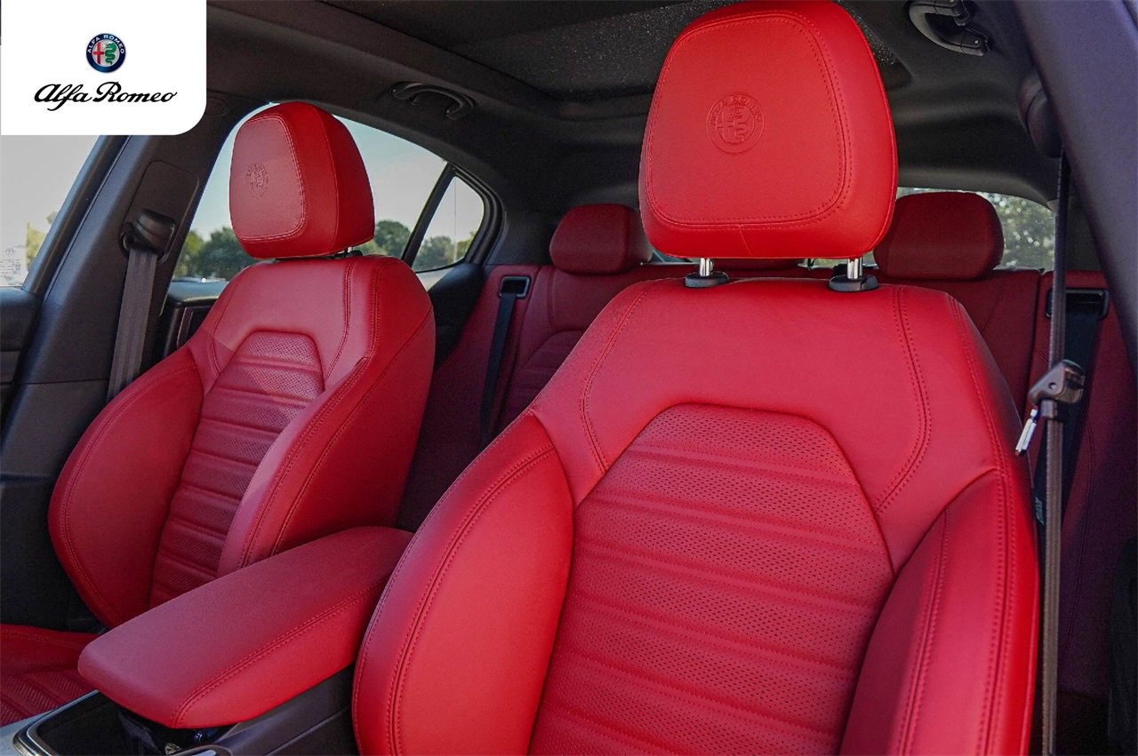 New 2025 Alfa Romeo Stelvio Sprint w/ Veloce Package image 11