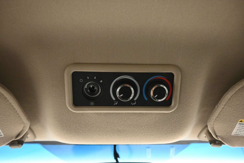Used 2014 Chevrolet Express 3500 LS RWD image 20