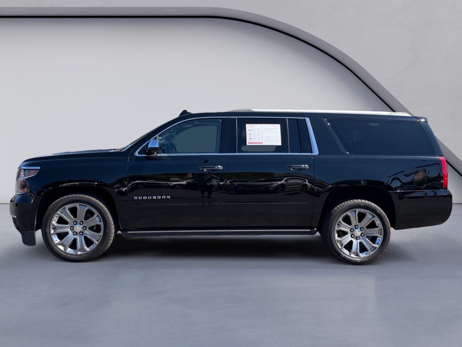 Used 2017 Chevrolet Suburban Premier AWD/4WD image 2