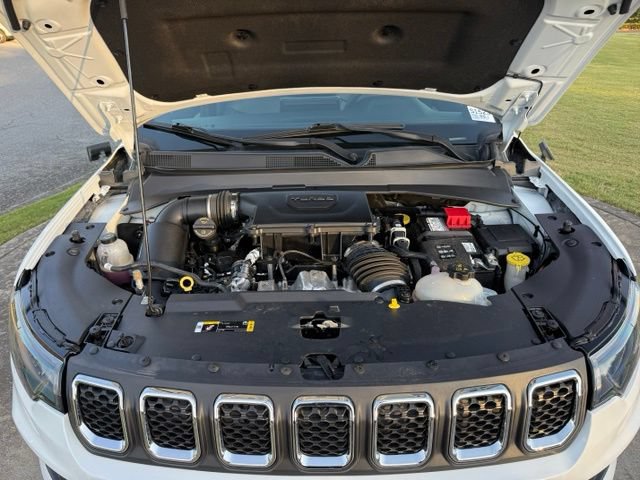 Used 2023 Jeep Compass Latitude w/ Convenience Group AWD/4WD image 31