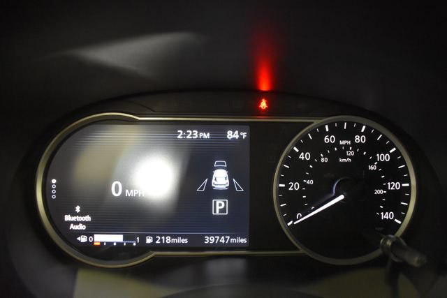 Used 2018 Nissan Kicks SV FWD image 24