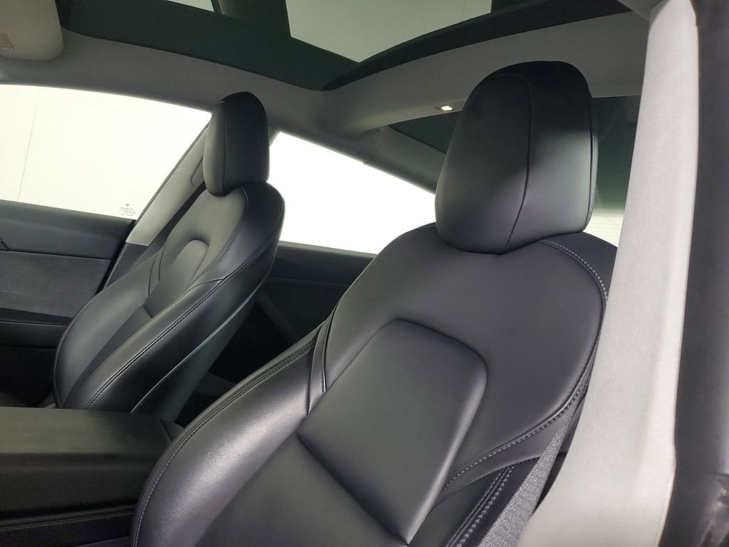 Used 2021 Tesla Model 3 Standard Range Plus image 21