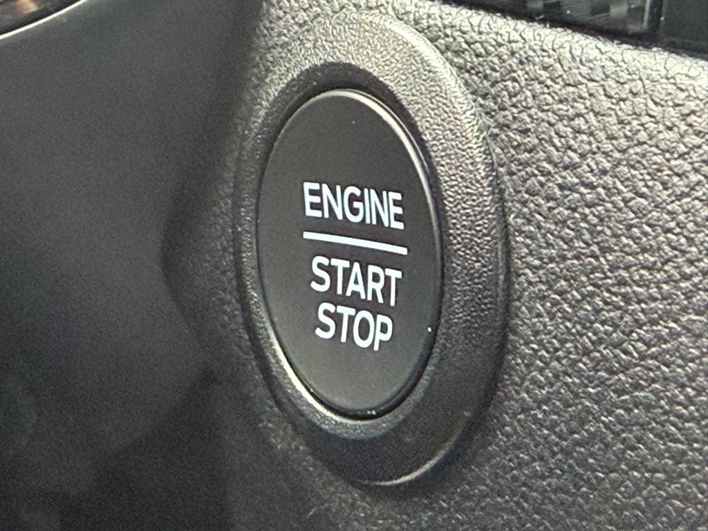 Certified 2023 Ford Escape ST-Line AWD/4WD image 34